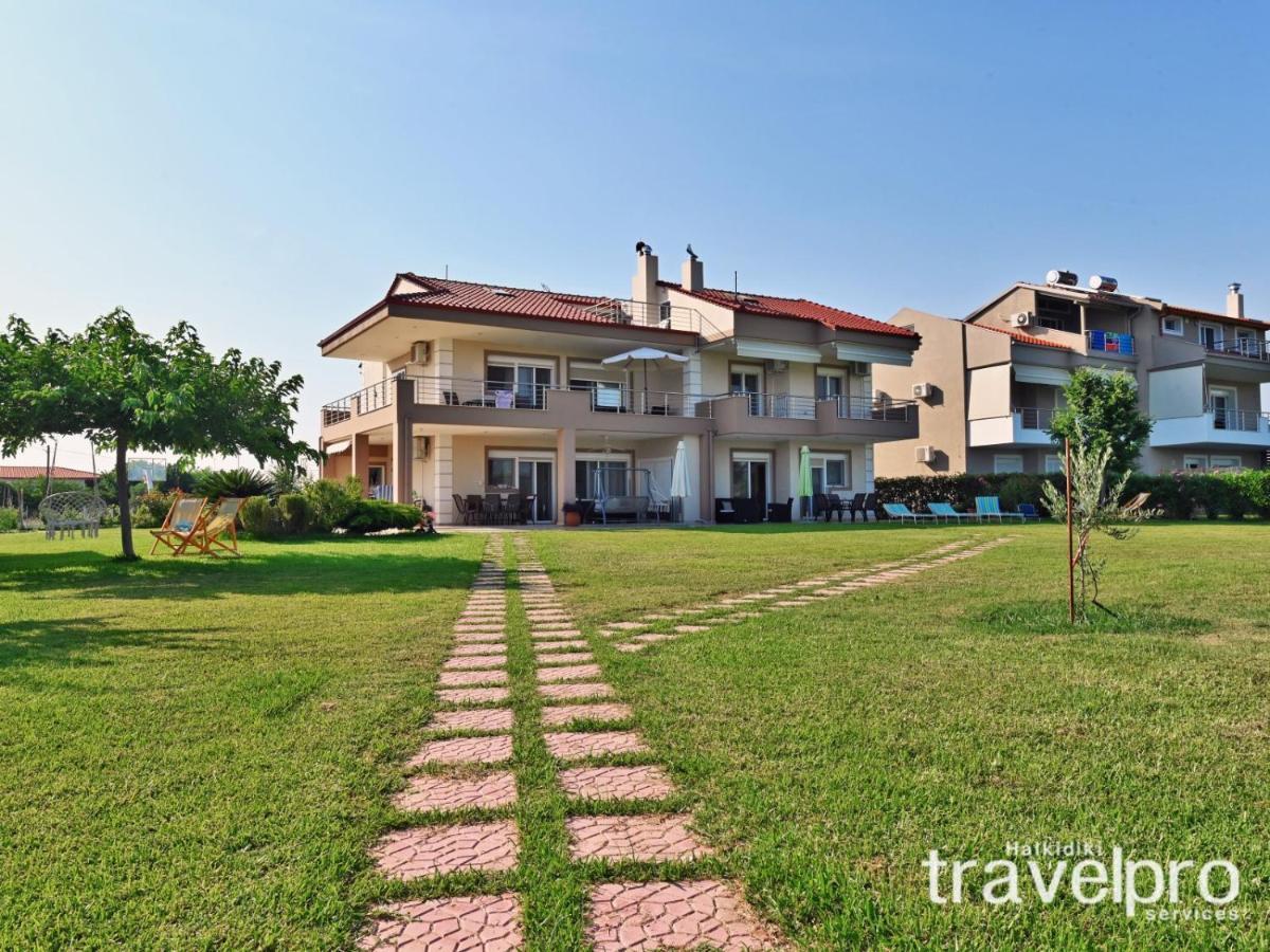 Villa Iris By Rentalspro Services - Agios Mamas Beach Exterior foto